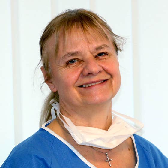 Dr Szűcs Enikő fül-orr-gégész